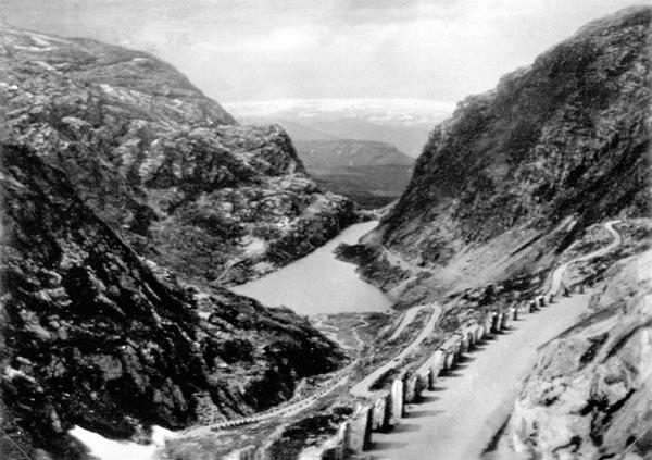 Utsikt mot en fjord