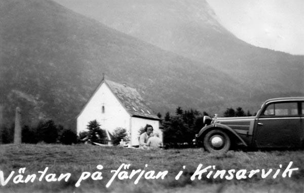 I Kinsarvik fick vi vänta på färja