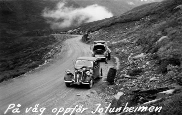 Jotunheimen. 1953 var det inte så ovanligt med kokande kylare