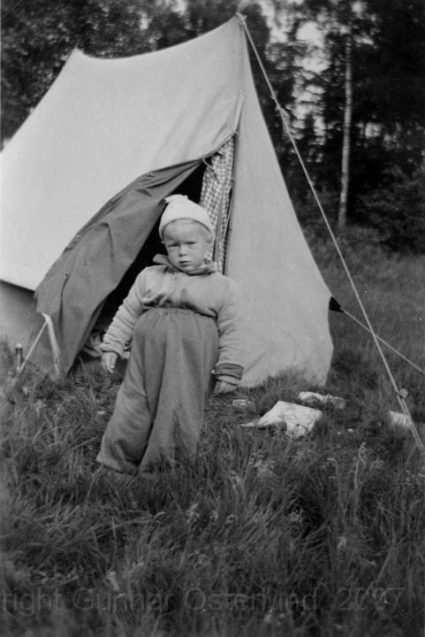 Så här påbyltad var jag när jag sov i tältet
