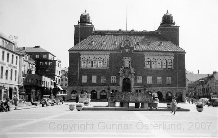 Torget med rådhuset i Borås.