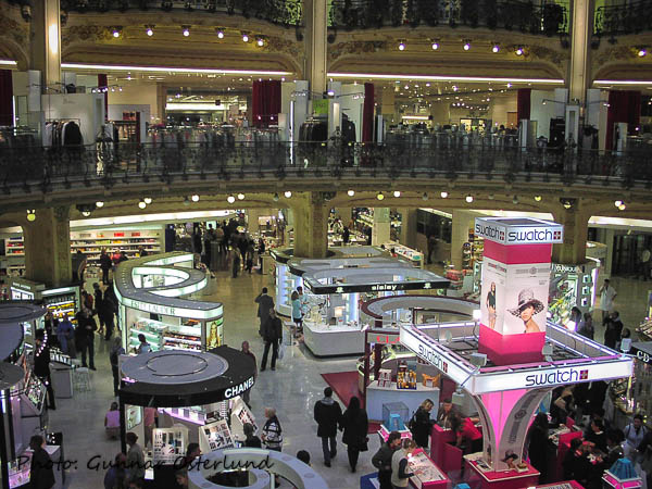 Liten del av parfymavdelningen, Galleri Lafayette