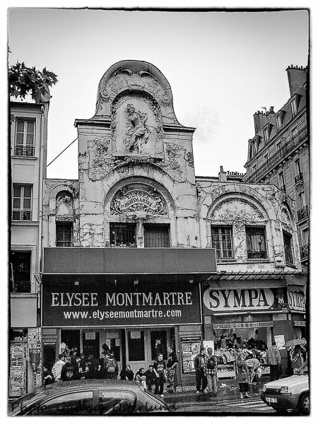 Husgavel, Mont Martre.