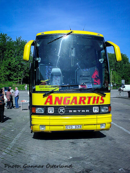 Med denna buss skulle vi resa till Paris och åter.