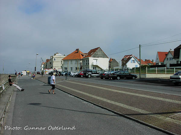 Strandpromenaden i Wimereaux vid den franska kusten.