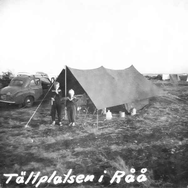 Vid tältet