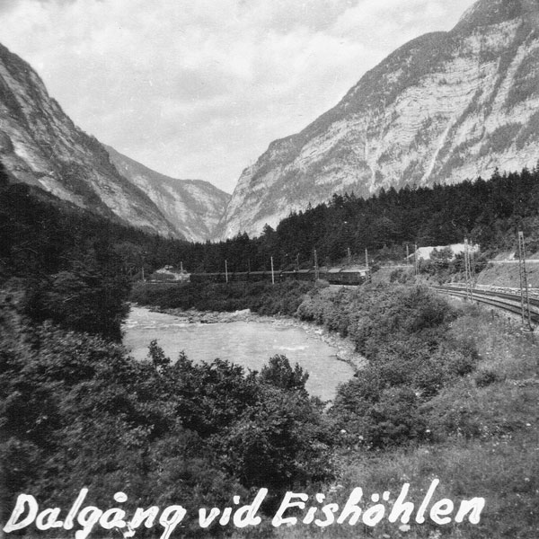 Dalgång vid Eishöhlen.