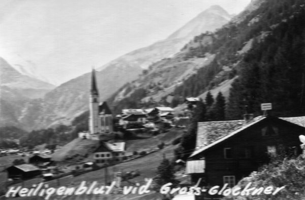 Heiligenblut vid Grossglockner.