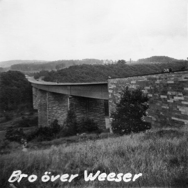 Bro över floden Weser.
