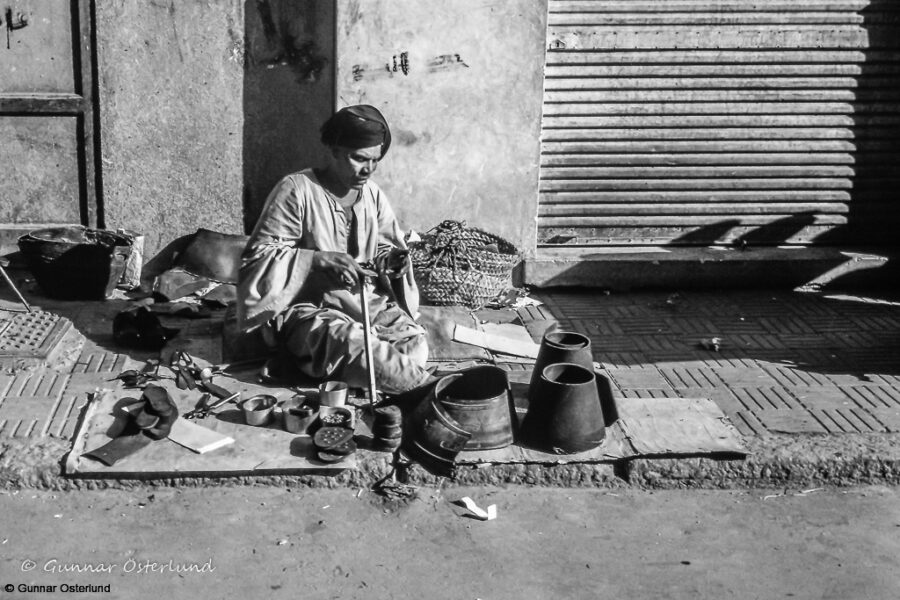 Egyptisk skomakare i Luxor.