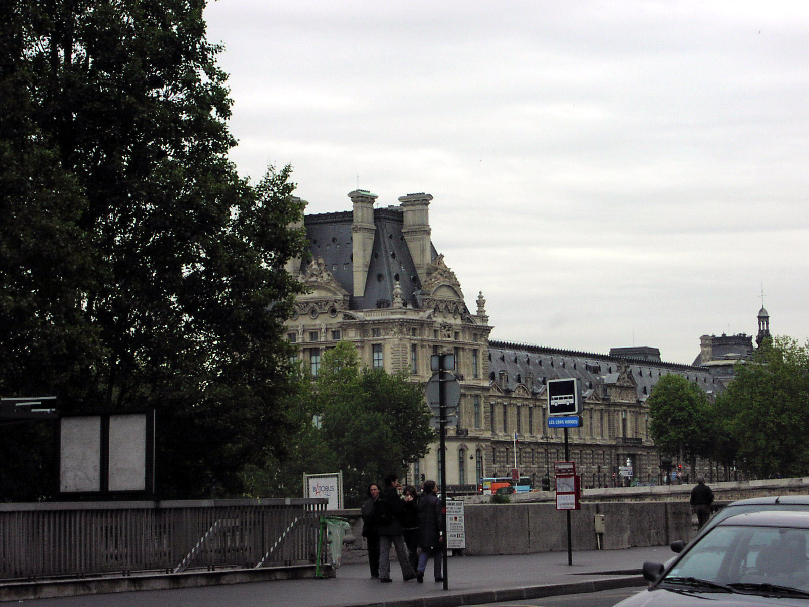 Louvren.